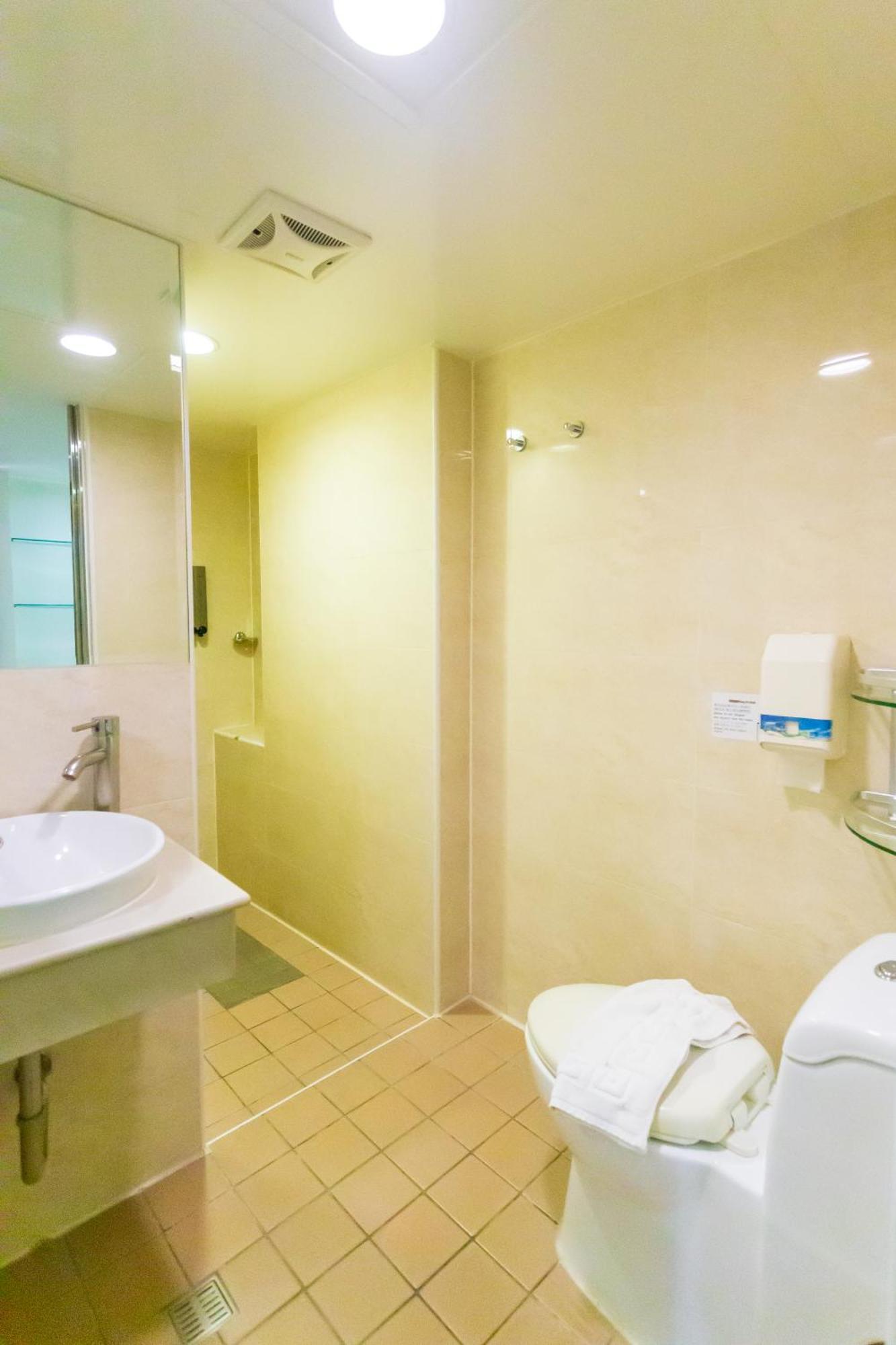 Newrise Hotel Kaohsiung Dış mekan fotoğraf