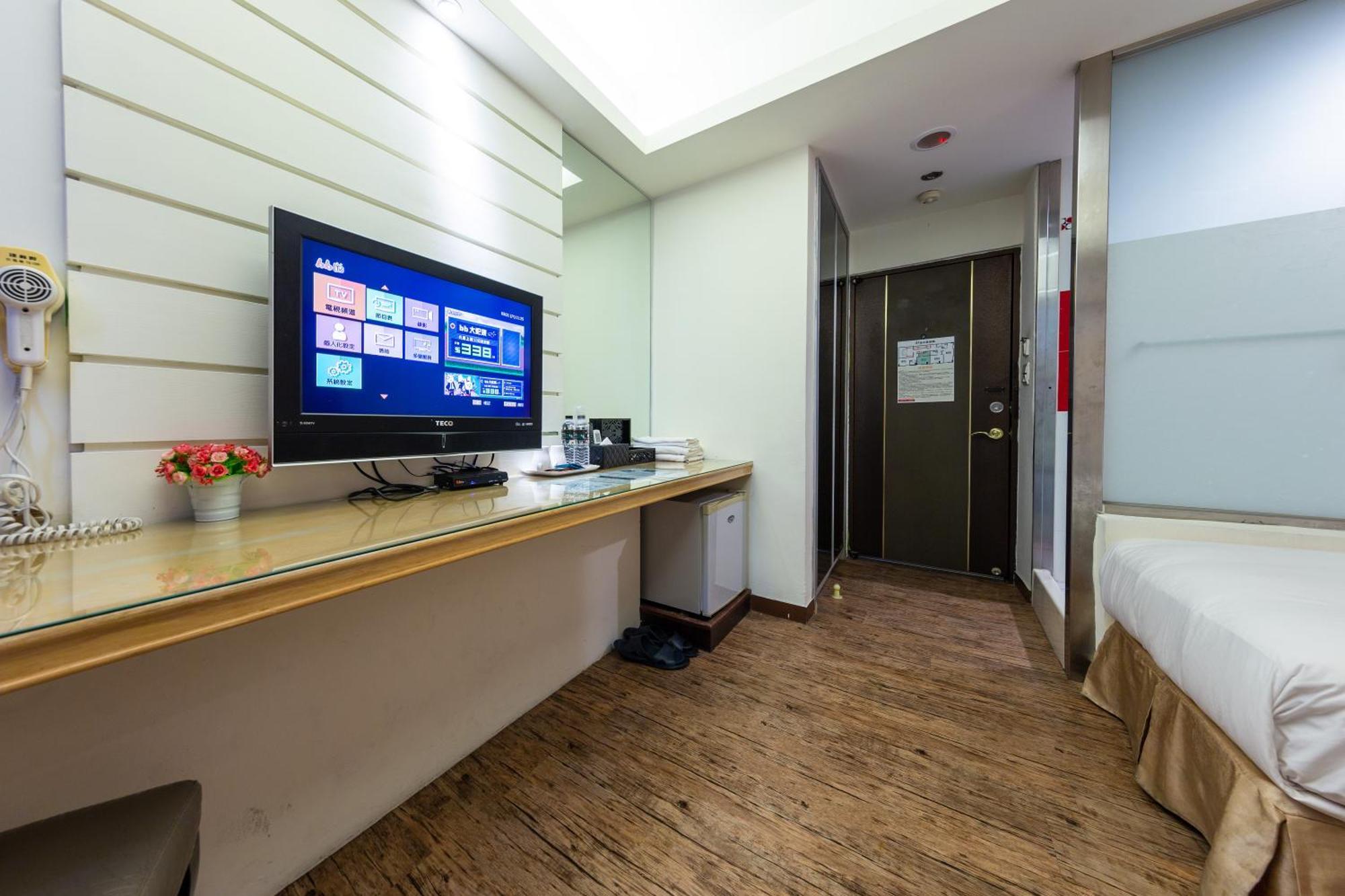 Newrise Hotel Kaohsiung Dış mekan fotoğraf